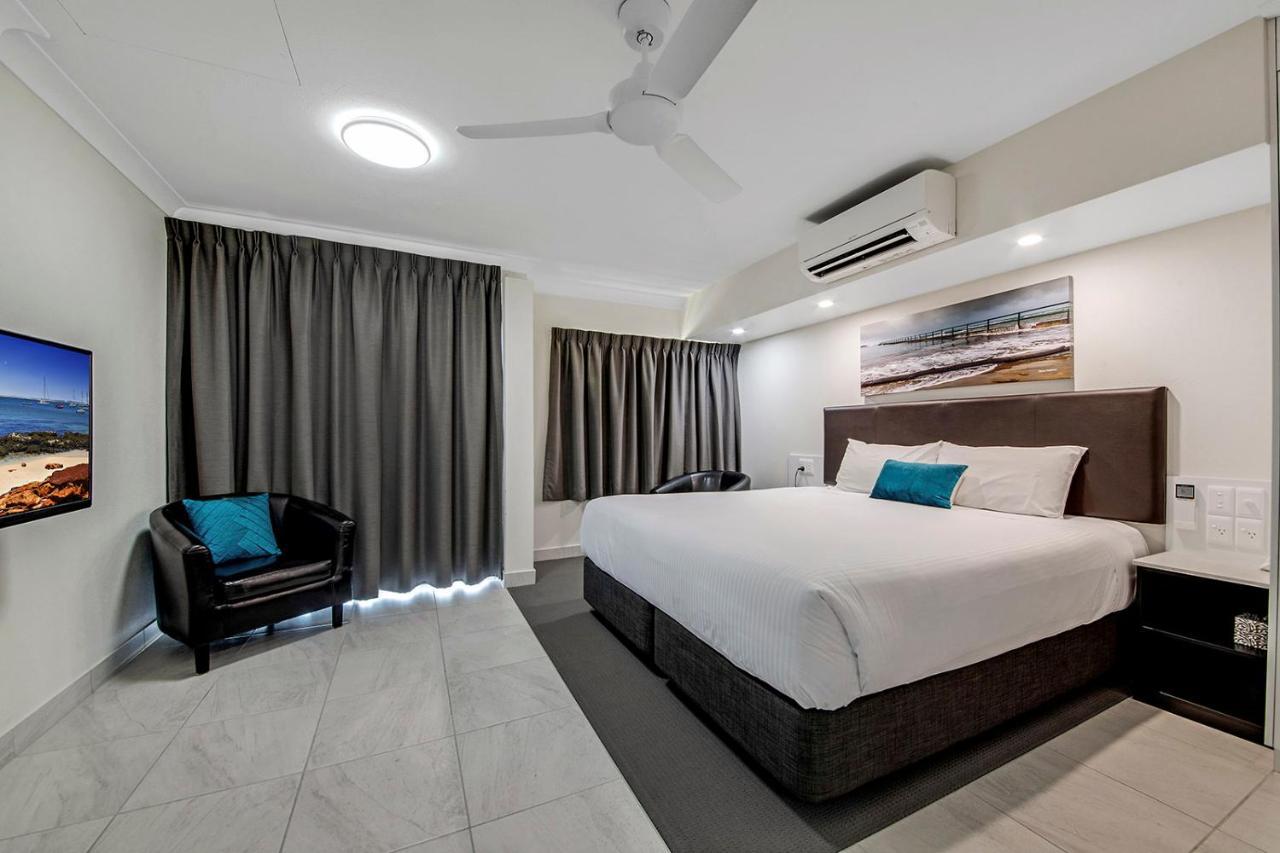 Endeavour Inn Emu Park Екстериор снимка